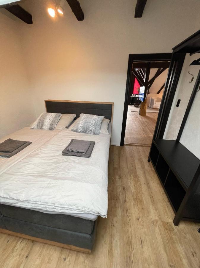 Ferienwohnung Brueckenkopf Og Hamelin Ngoại thất bức ảnh
